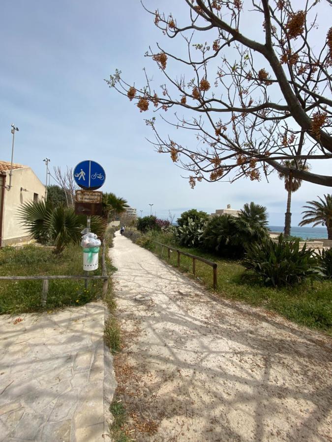 Case Ro Ma - Maria Syracuse Luaran gambar
